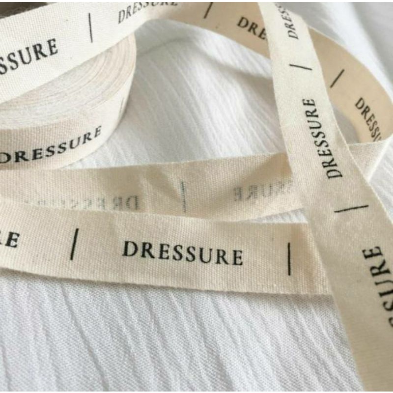 

Label Baju / Label Hijab / Label Woven Damask Subtitute