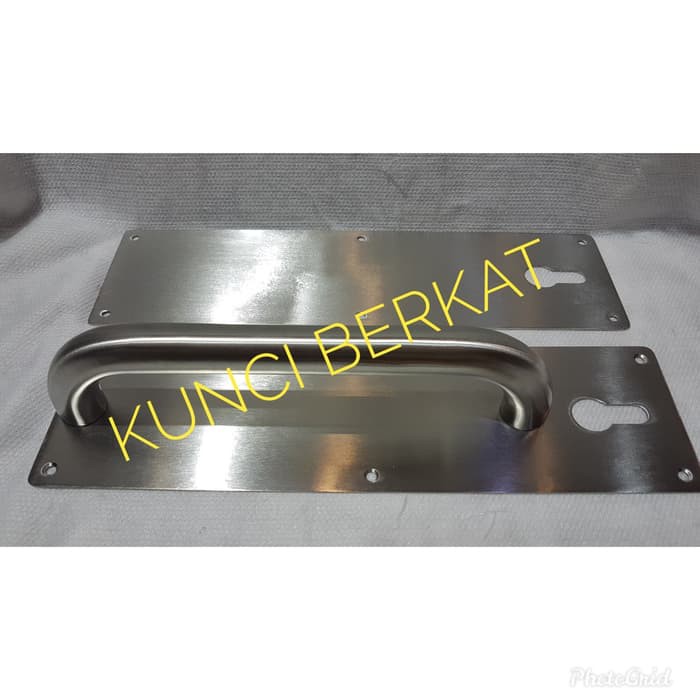 Push Plate/Tarikkan/Dorong/Pegangan Pintu Gudang/Garasi + lubang kunci