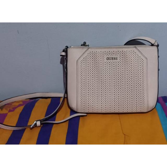 Tas guess preloved like new yaa