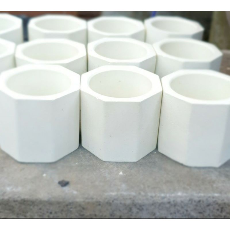 Pot Hexagonal Mini Sukulen Semen