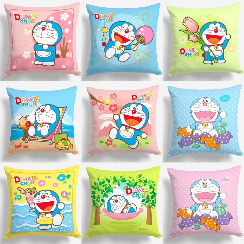 BANTAL SOFA PRINT MOTIF DORAEMON ADVENTURE SERIES 40X40 CM
