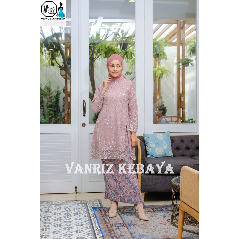 Vanriz Kebaya-Tunik Kebaya Tile Nagita