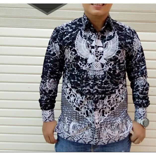 Batik Solo Asli Kemeja Batik Pria Panjang Garuda Putih Lapis Tricot Gronding