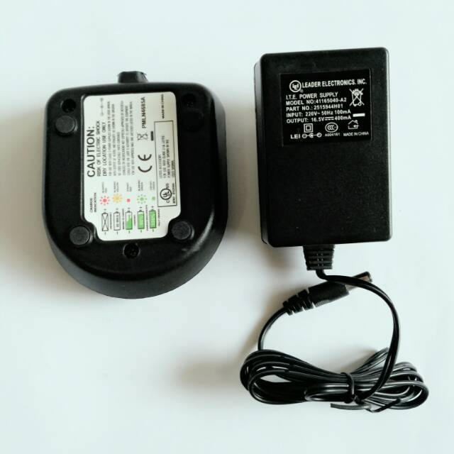 CHARGER HT MOTOROLA MAG ONE A8