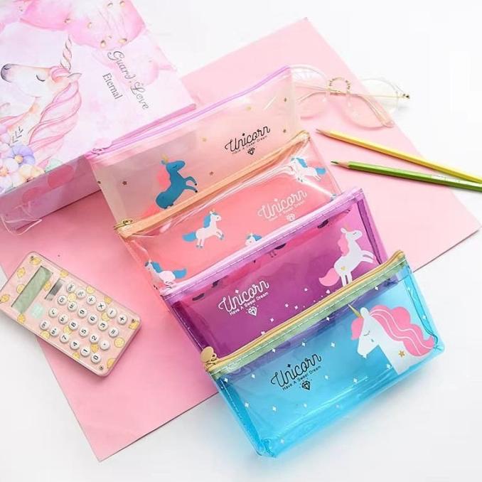 

Big Sale TEMPAT PENSIL UNICORN DREAM TRANSPARANT Big Sale