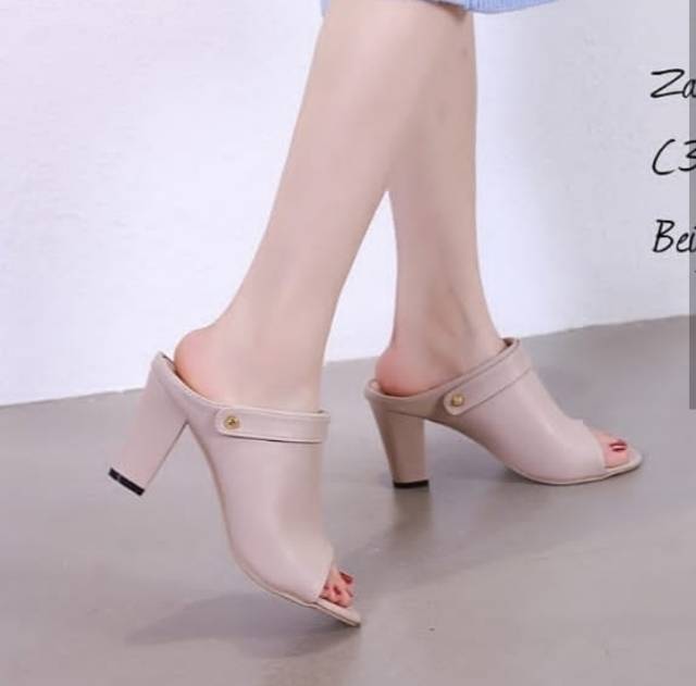 Kavita Chunky Heels