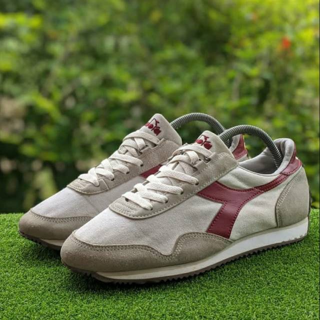 Sepatu deals diadora heritage