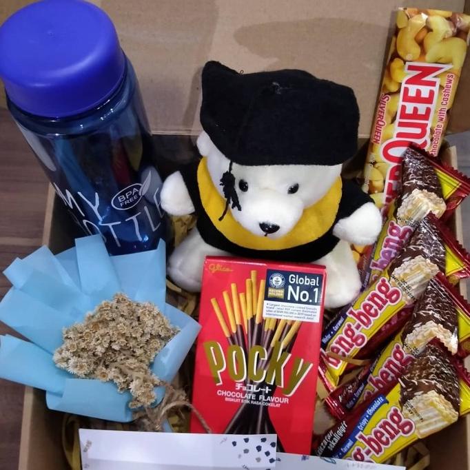 

Best Product!!! Hampers Wisuda / Gift Box / Kado /Hadiah Wisuda / Graduation - Paling Dicari