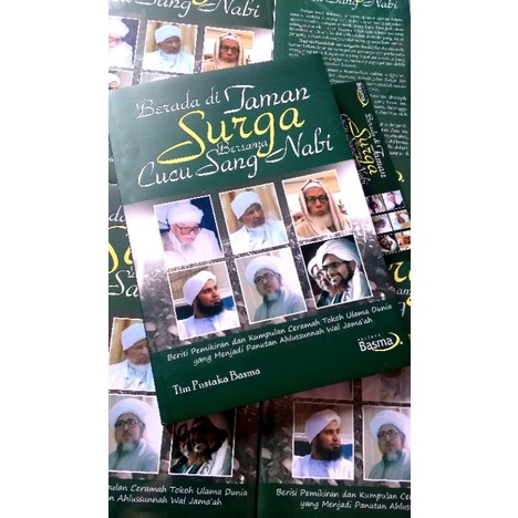 Berada ditaman surga