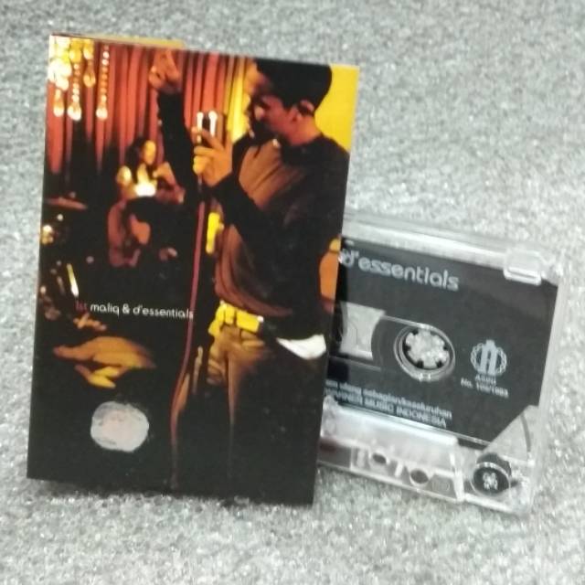 Kaset MALIQ & THE ESSENTIAL