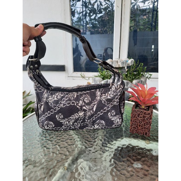 Preloved Second Bekas Tas Ketiak Ketek Bahu Nylon Motif
