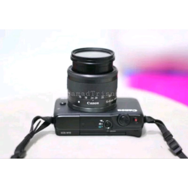 Camera Kamera Mirrorless Canon Eos M10 Lensa 15-45mm Hitam Murah-1