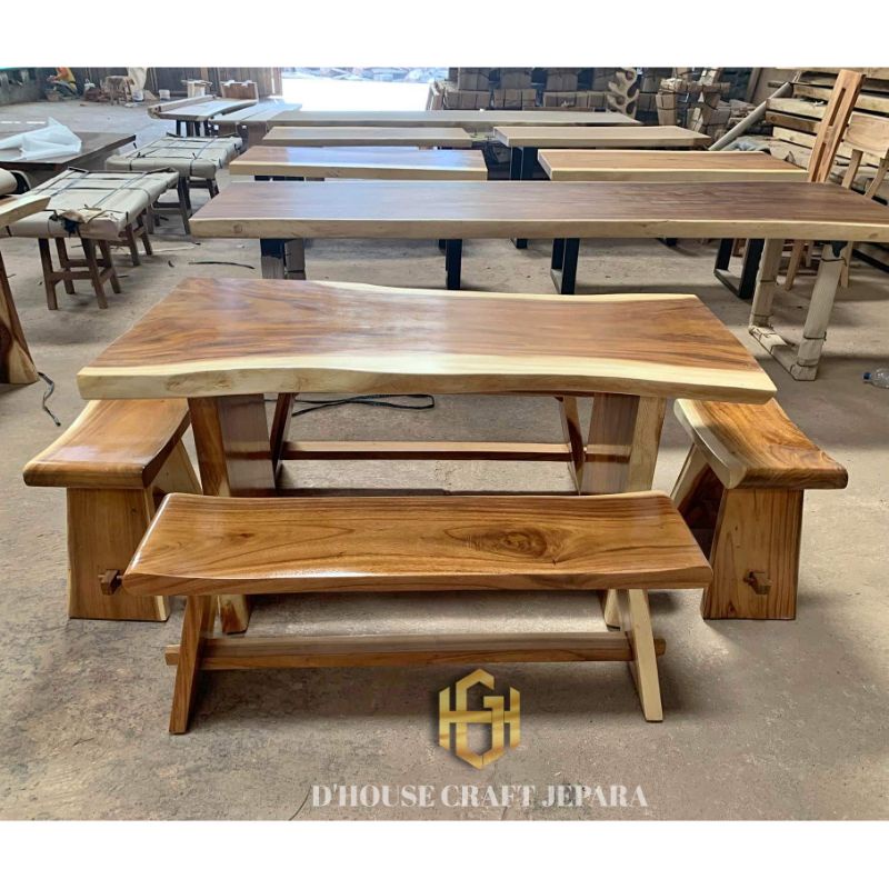 Set Meja Makan Sate Kayu Trembesi Utuh ( Panjang 180cm)