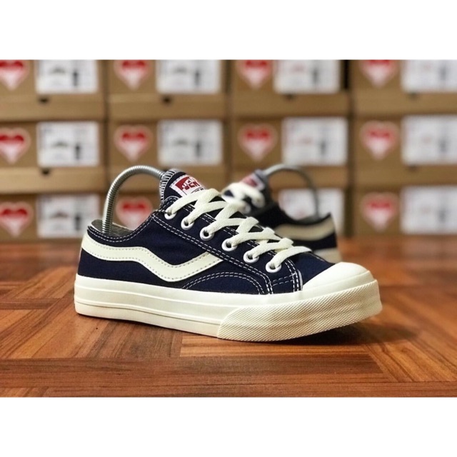 Vantela Public Low Navy