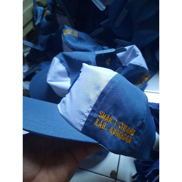 Topi custom Lokasi Sekolah logo tutwuri