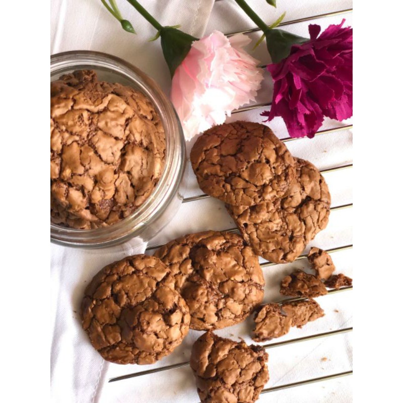 

Homemade Crispy Brownie Cookies