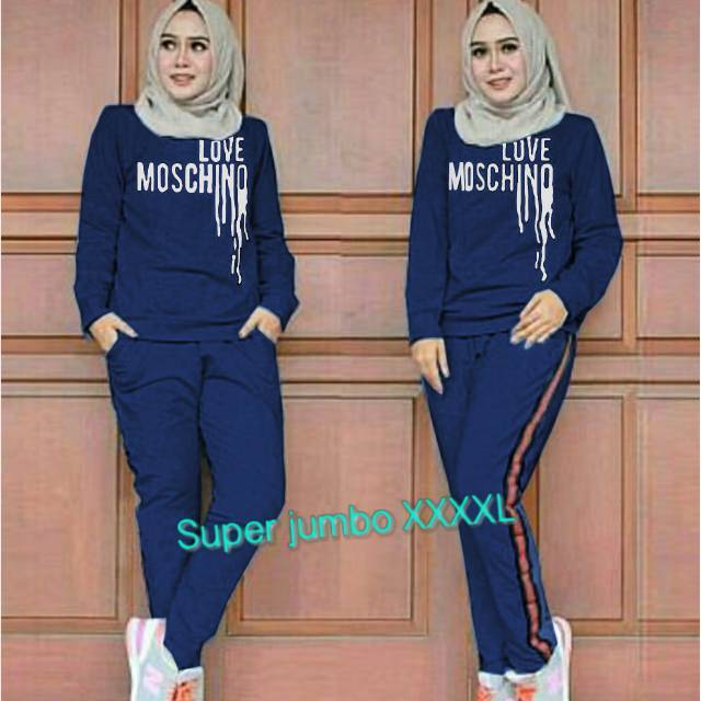 Set mochi SUPER JUMBO, baju senam, training olahraga, training wanita, motif moschino,training jumbo