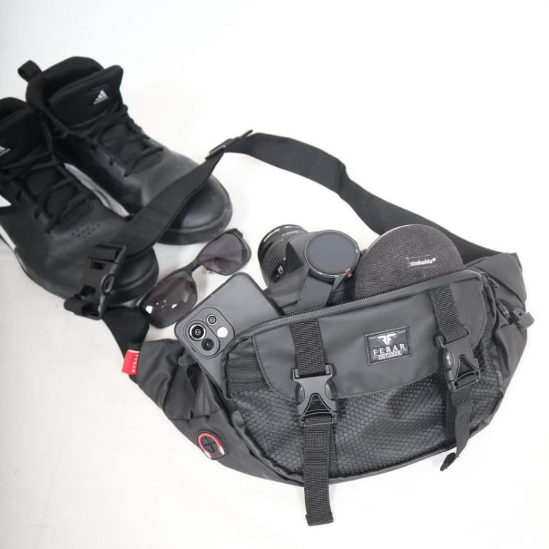 Tas weistbag selempang pria wanita anti air Ferar solid weapon adventure