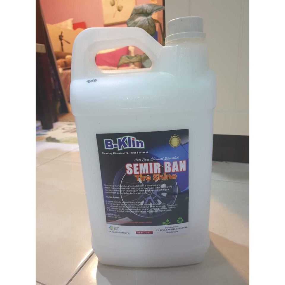 Semir Ban Mobil/Motor Premium B-Klin 5 liter