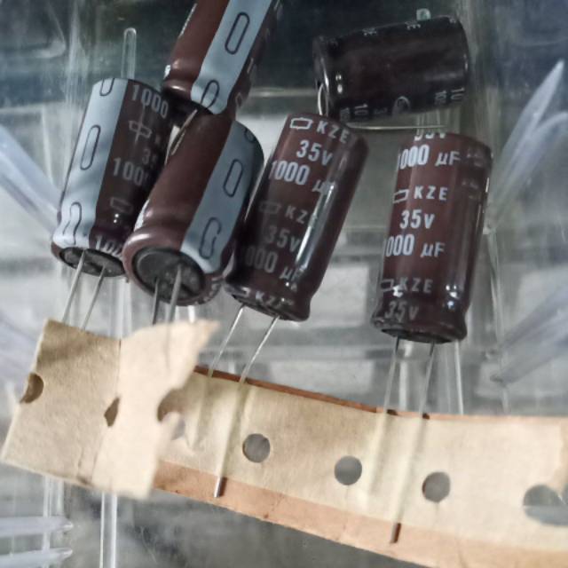 Capasitor Elco 1000uf 35volt 1000uf 35v 1000uf 35 volt 1000 35volt 1000 35v Elko 1000 35 volt Ori