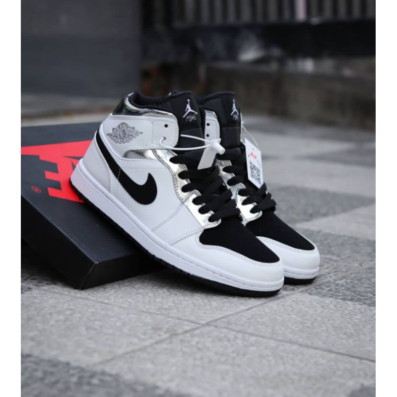 Jordan 1 mid think 16