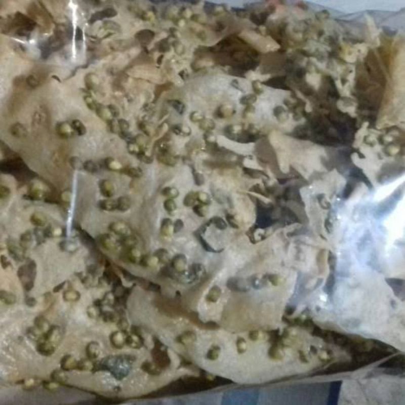 

Peyek kacang hijau / Peyek kacang tanah