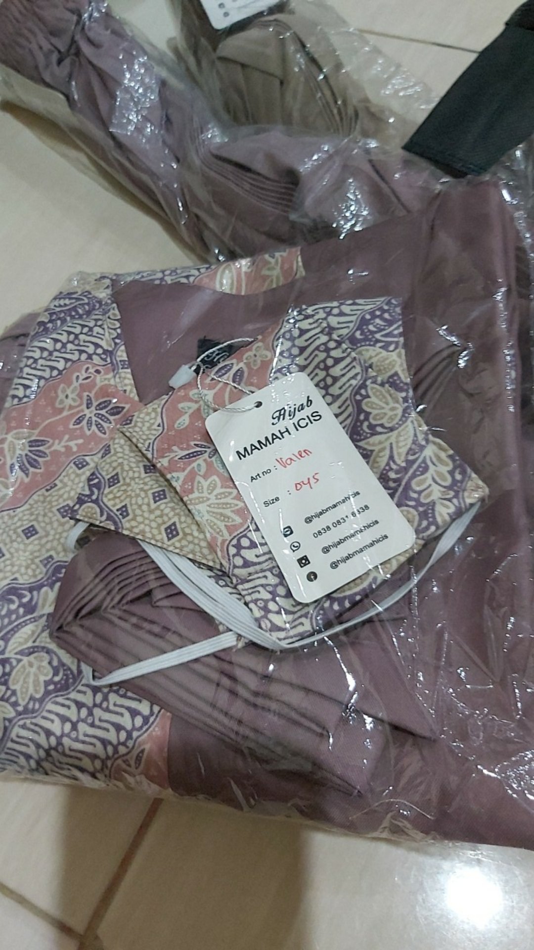 Free Cepol ( Kunciran Motif )masker &  Goodie Bag Hmi - Valen Tunik Batik By Hijab Mamah Icis