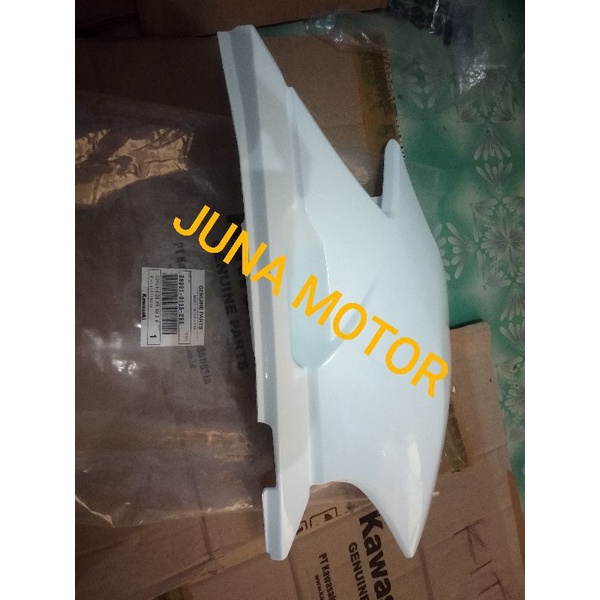 bodi belakang KLX 140 kanan Original