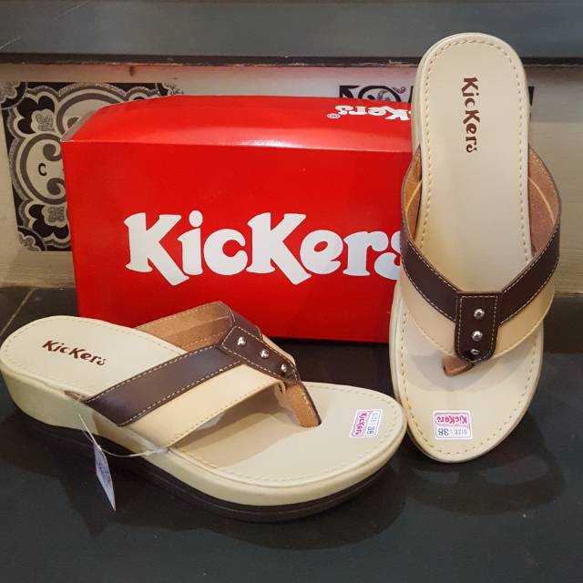 Sandal kickers wedges