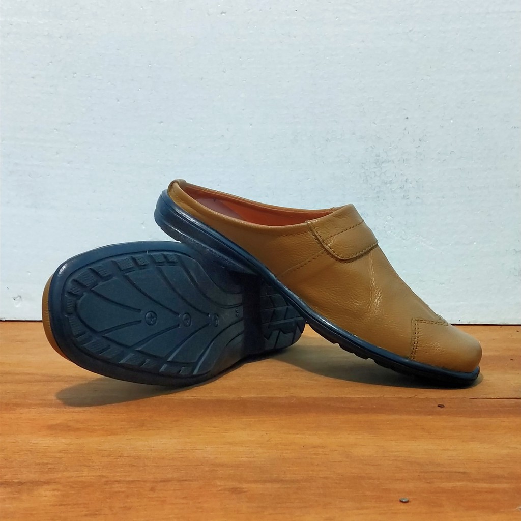 SEPATU BUSTONG KULIT BALLY