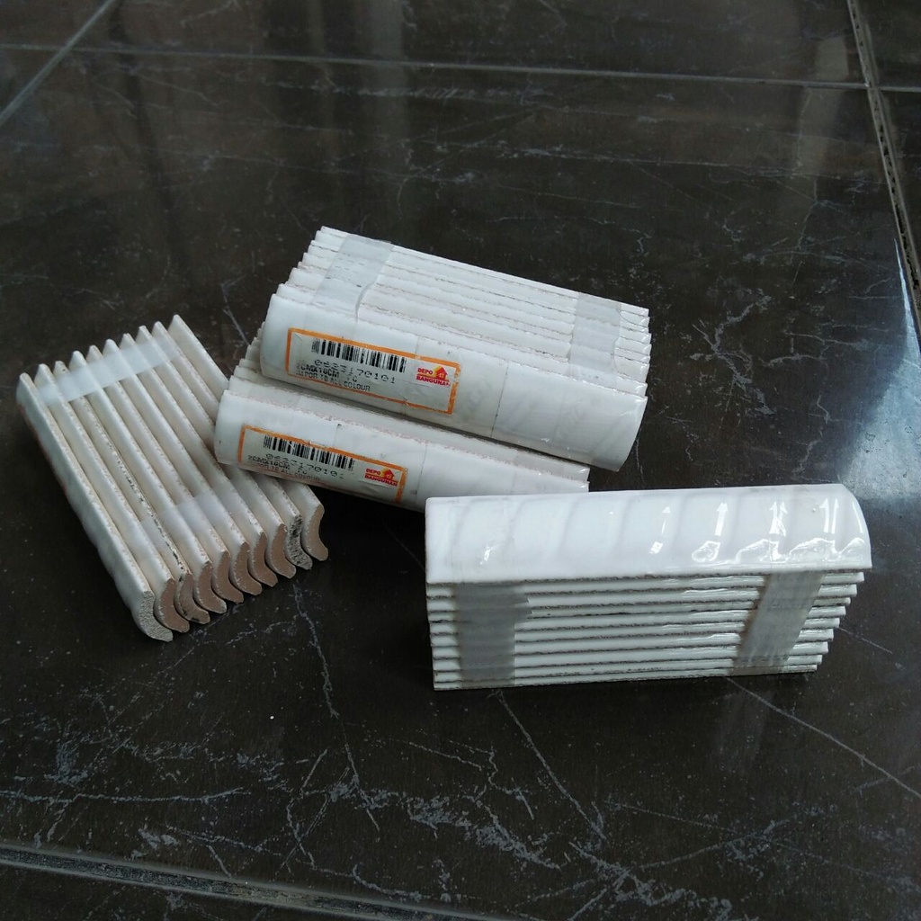 Kuku Macan / List Keramik / Bonbon - Motif Ulir 10 cm