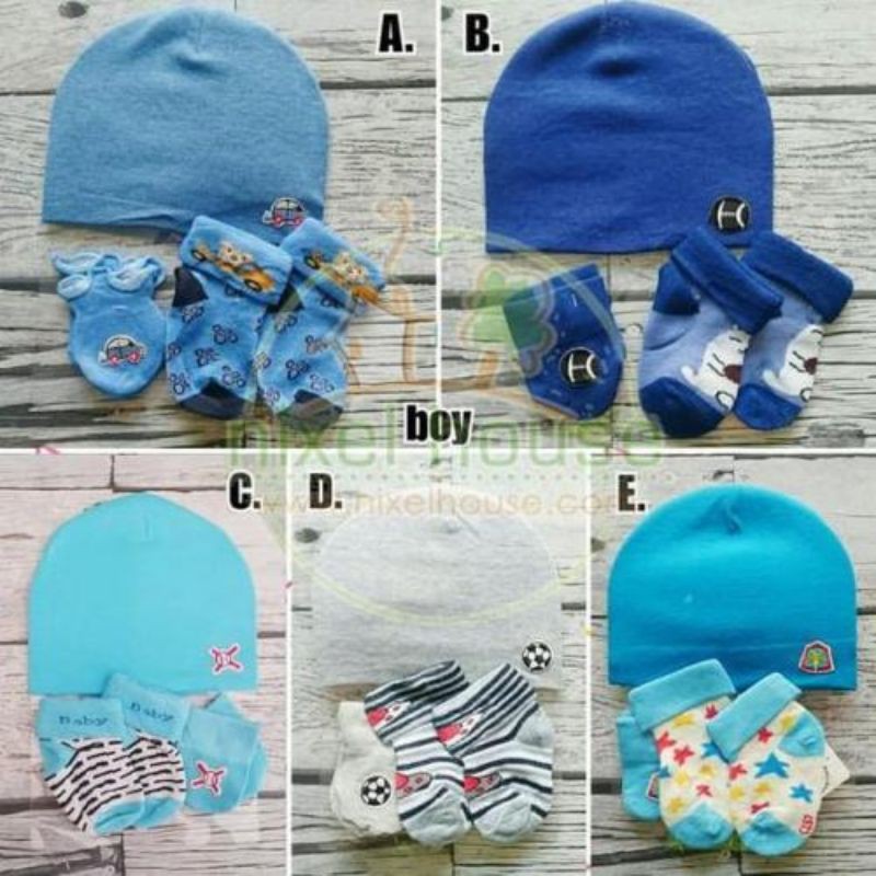 CarterLove Topi Sarung Tangan + Kaos Kaki