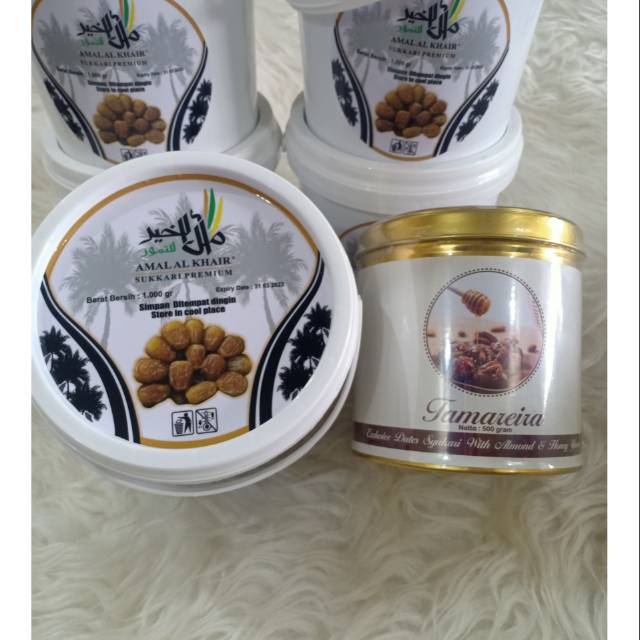 

Paketan kurma premium + kurma almond
