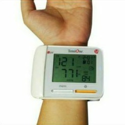 Tensimeter pergelangan tangan / Tensimeter digital pergelangan tangan / Tensi pergelangan  / Tensi one