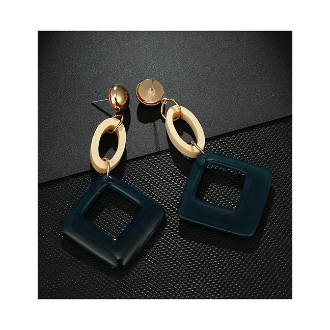 LRC Anting Tusuk Fashion Color Mixing Square Acrylic Hit Color Hollow Earrings P06600