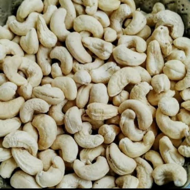 

Kacang Mede Mentah 250gram