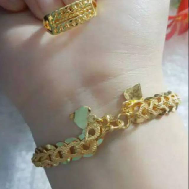 Xuping gelang dan cincin lapis emas 24k 2706h