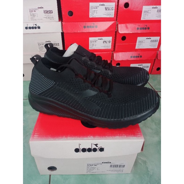 DIADORA ALBA Black