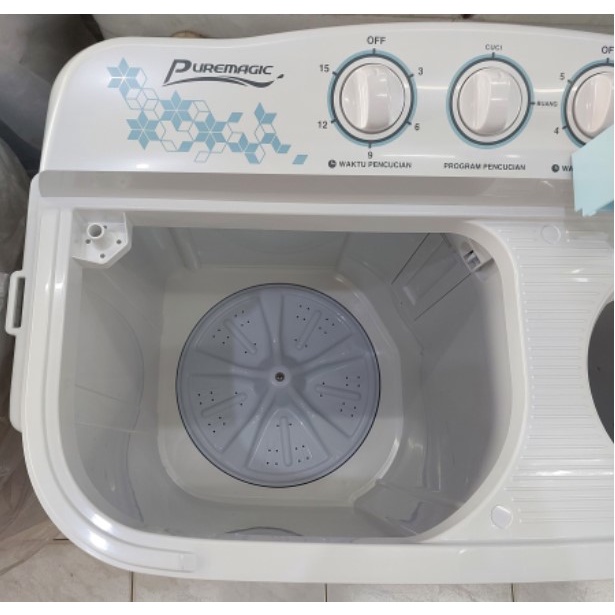 SHARP Mesin Cuci 2 Tabung 6.5Kg ES-T70MW Twin Tube Puremagic 70MW