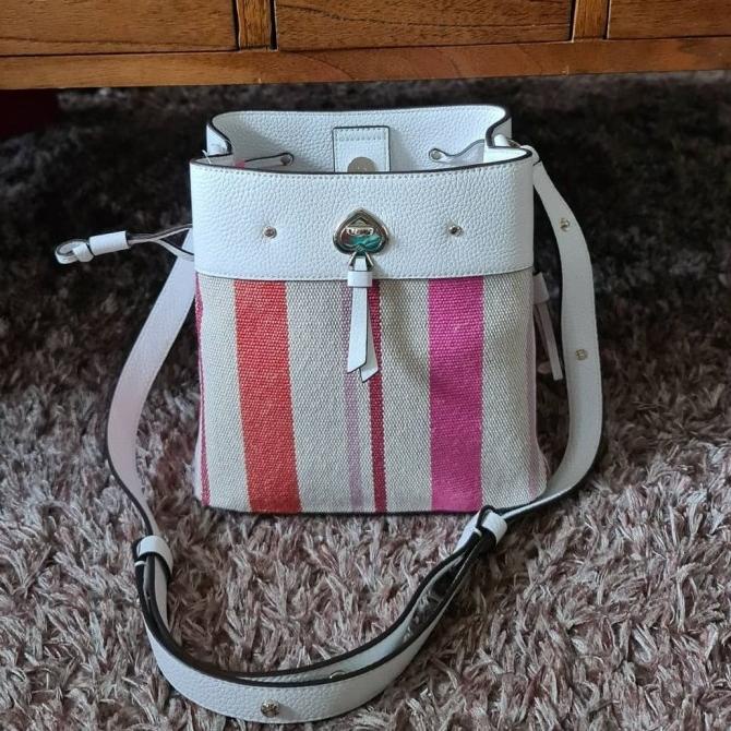 Bag Canvas - Tas Wanita Kate Spade Ks Marti Canvas Striped Small Bucket Multi E