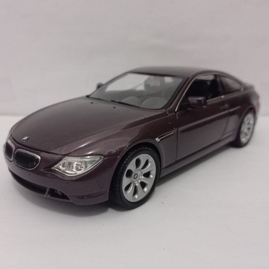 Diecast mobil BMW 645Ci sport Welly 1:24 mobil mainan koleksi harga murah