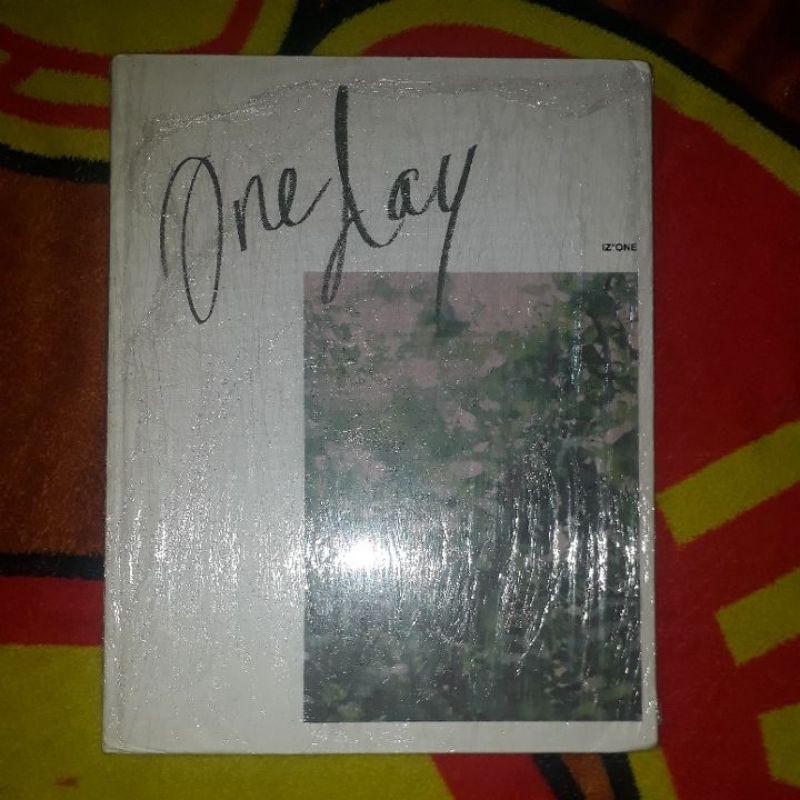 [READY STOCK] IZONE IZ*ONE 1ST PHOTOBOOK ONE DAY