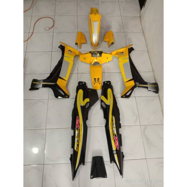 PROMO cover body full halus yamaha fizr f1zr caltex kuning hitam