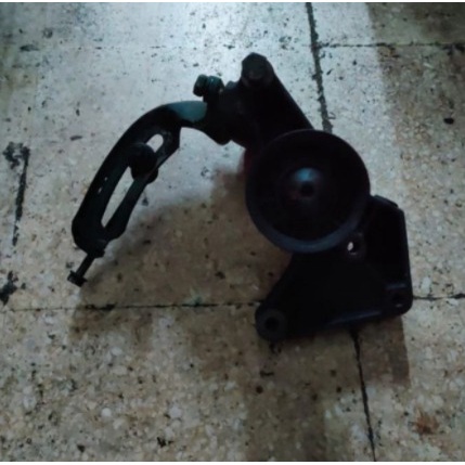 breket bracket altenator alternator dinamo ampere copotan Jeep cherokee country