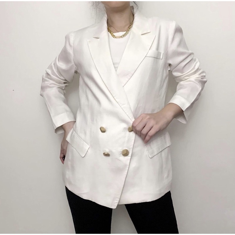 Elle White Blazer