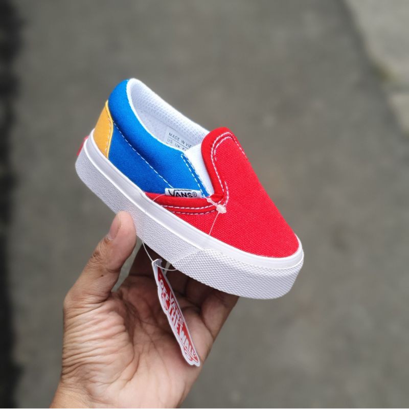 SEPATU ANAK SLIP ON MULTICOLOR / MARSMALLOW