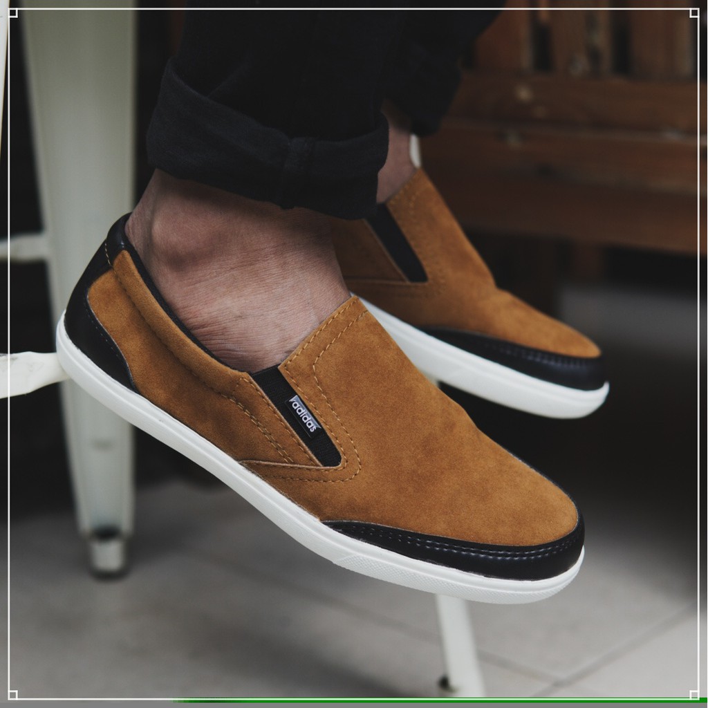 sepatu kasual pria slip on adidas advantage murah slop pria santai