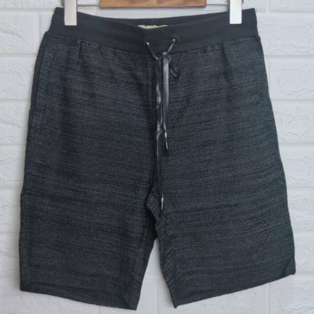 CELANA PENDEK OFF WHITE IMPORT PREMIUM