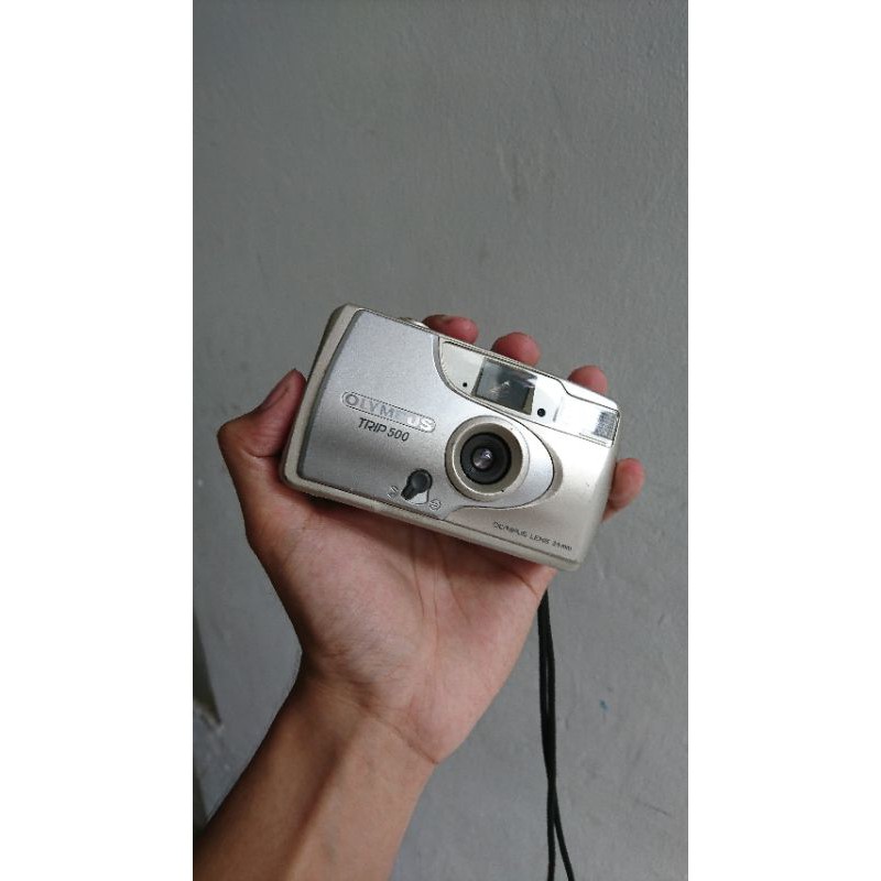 Kamera Analog Olympus Trip 500