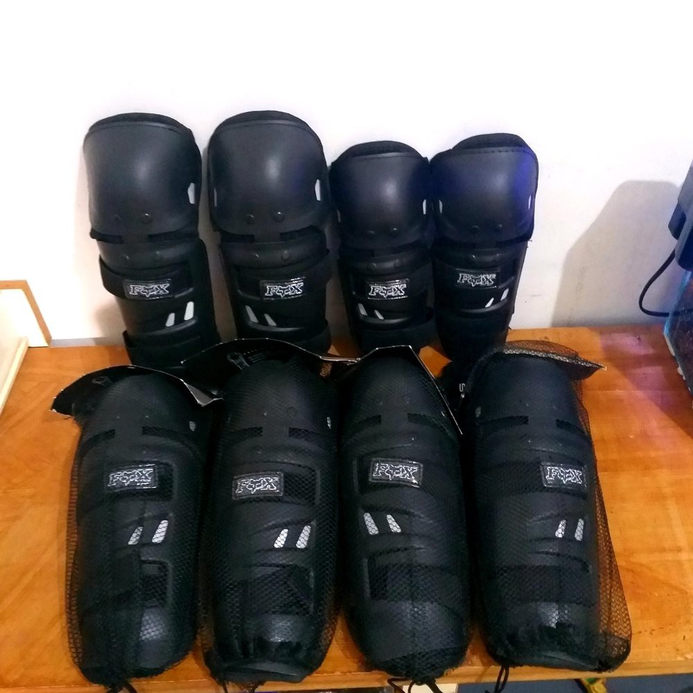 BODY KNEE PROTECTOR FOX DEKKER PELINDUNG KAKI & DEKER TANGAN MOTOR CROSS - SEPEDA GUNUNG - MTB - TRA